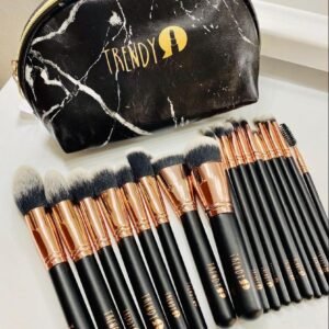Kit de brochas profesional trendy mármol x 18 (8 de rostro y 10 de ojos)