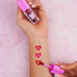 Tinta de labios Love Heart Purpure con lindo diseño, luce tus labios con rojo vibrante y natura